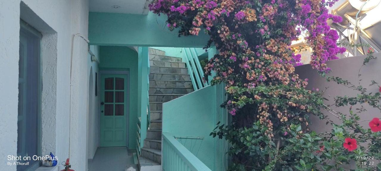 Mary'S Studios Agia Pelagia  Luaran gambar